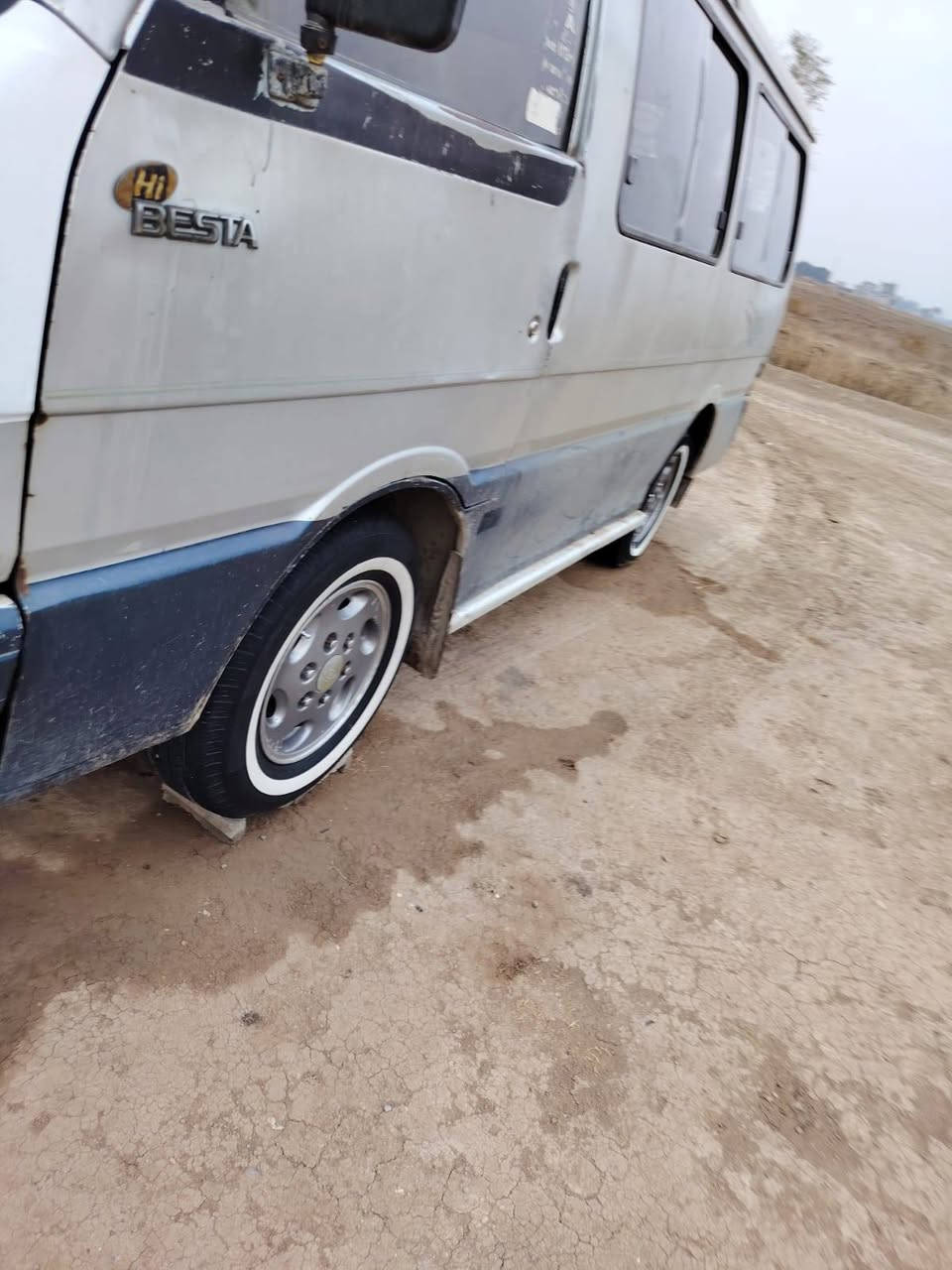 سلام عليكم كيه بسته البيع موديل 94
السياره بلاديه لو غطرت صبق مابيه رقمها بغداد حمل 

السعر 32وبيها مجال  كير مكينه واكسن كفاله
رقم الهاتف ***********
***********
