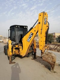 حفارة جي سي بي • JCB 2012 • حفارة للبيع • معدات ثقيلة • جي سي بي موديل...