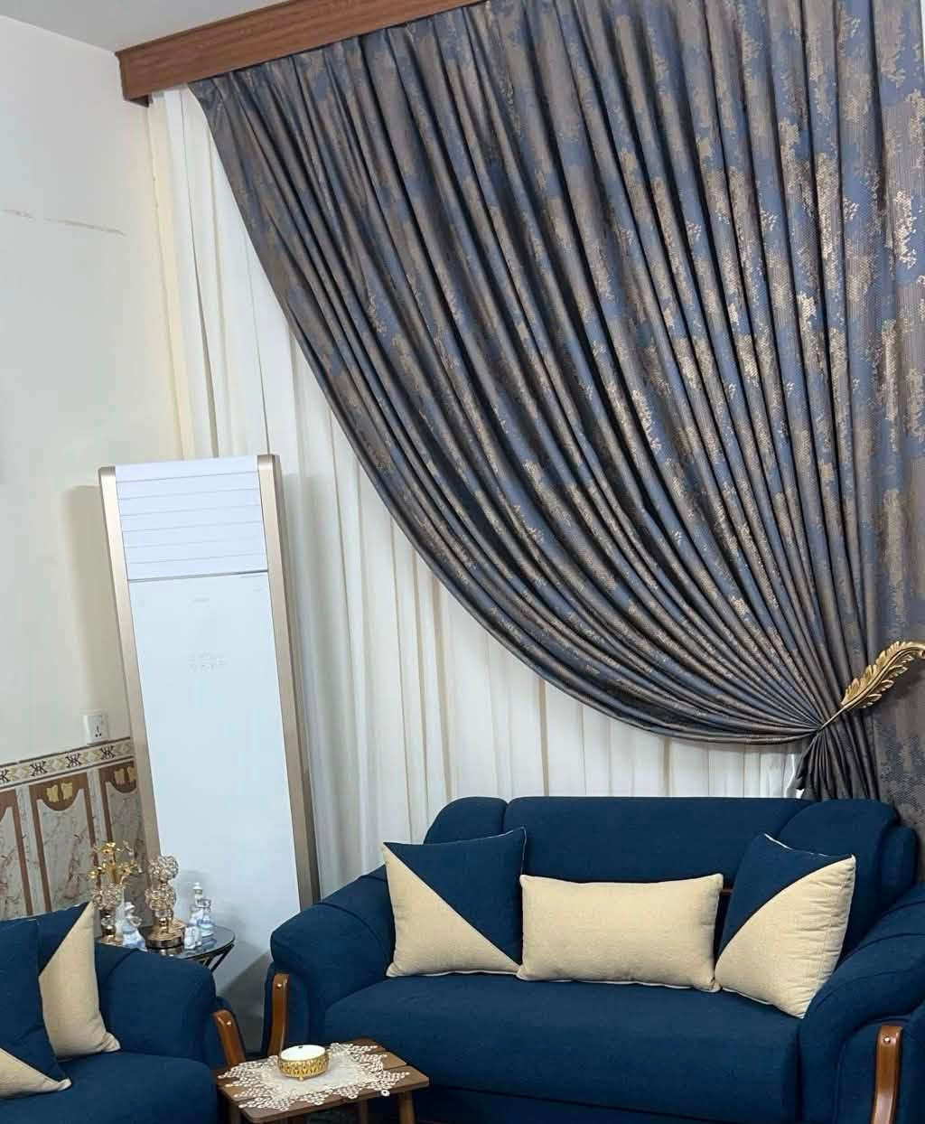 تخم للبيع مع طبلات والبردات للااتصال ***********
