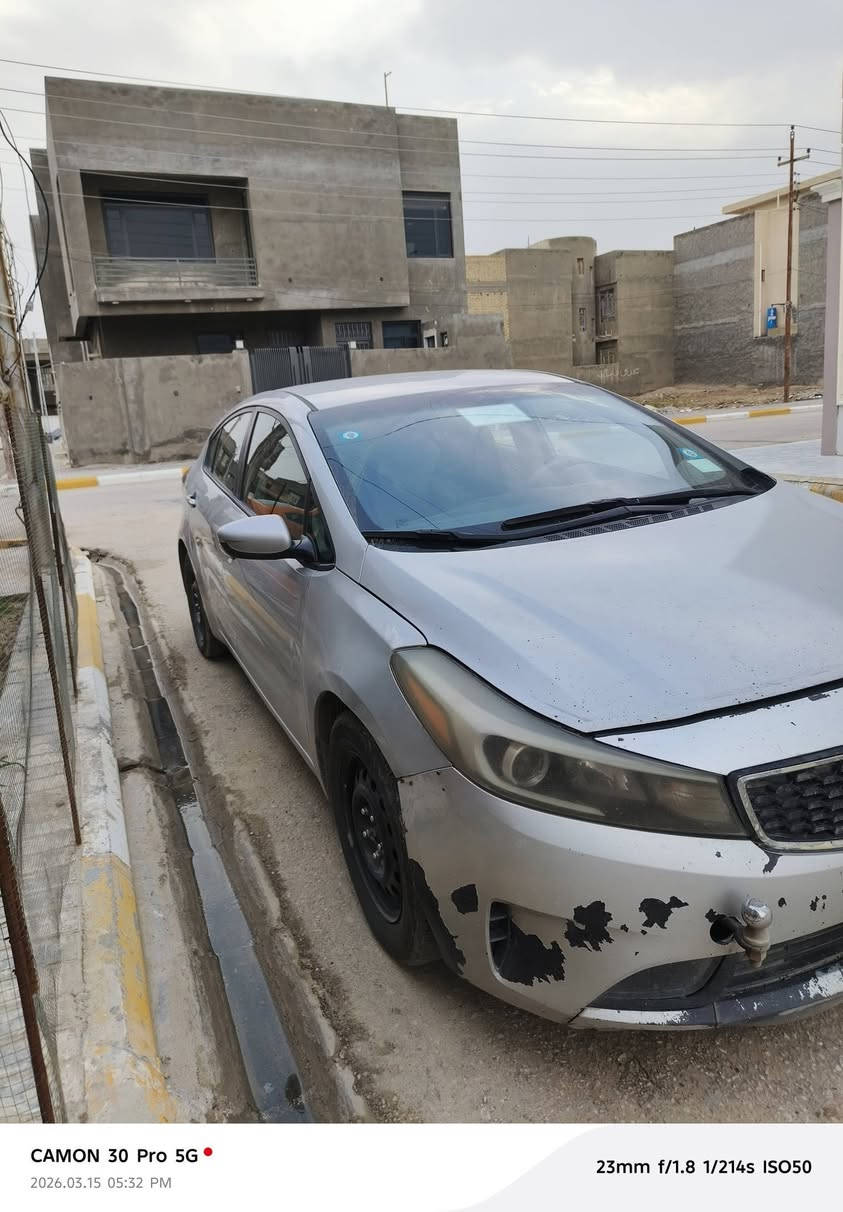 فورتي18 
مكينه جديده قبل شهرين شاده
لاتنقيص ولاتبخير قطعه وحده بنيد مبدل
مراوس بتكسي فورتي أو النترا  18  19 مكاني السماوه
***********
