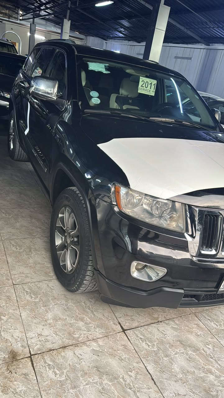 جيب لبيع موديل 2011رقم شمالي سنويه جديده هزه جديده محرك كير صدر كله جديد ضرر جاملق امامي جاملق خلفي فقط بدون داخل معجون مكان سياره تكريت سعر 148قفل ستفسار على رقم ***********
