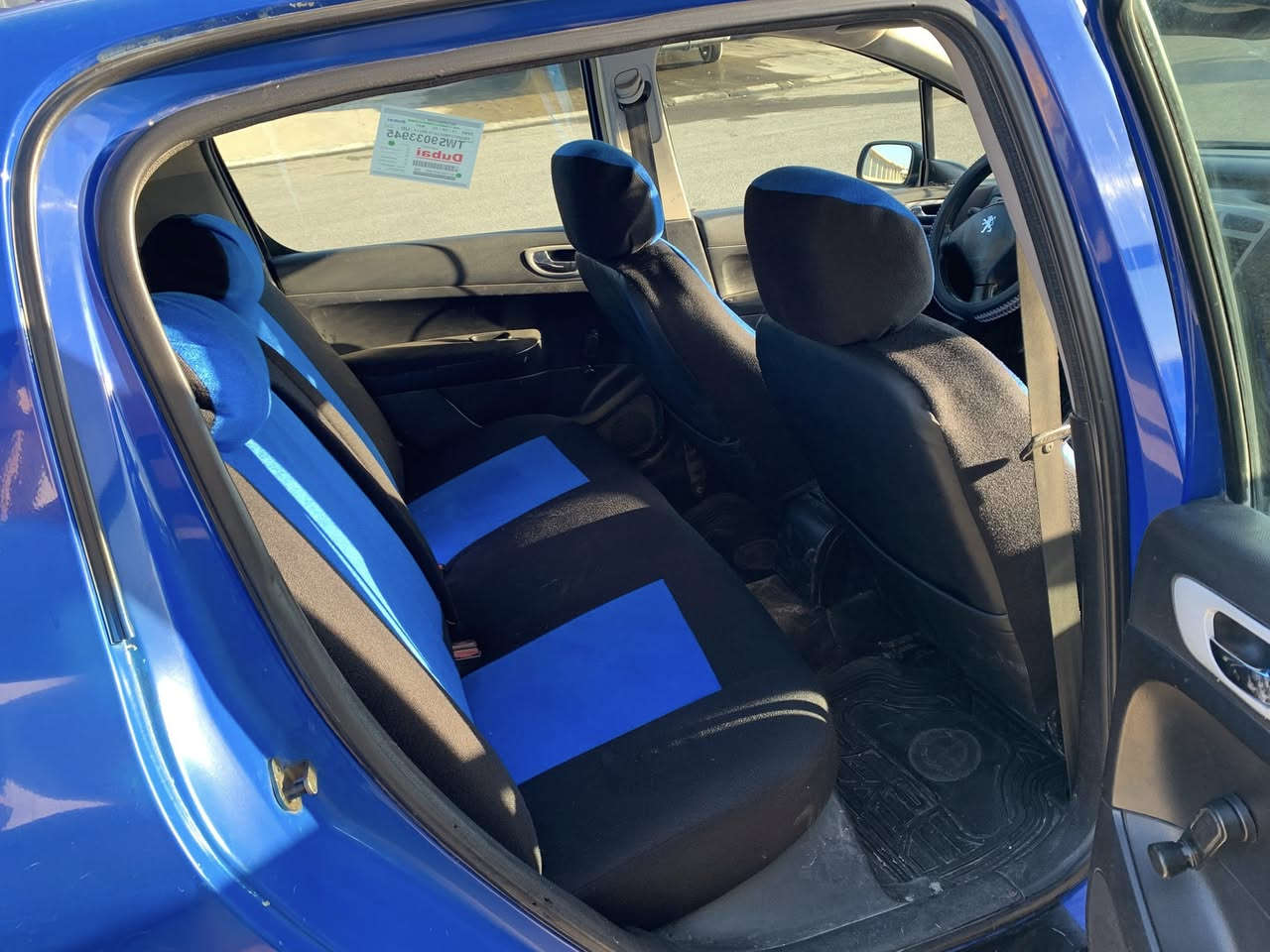 بيجو موديل 2005
قولوپين و برين ب شه رت 
3 قتعين سبغي تيدا به غه 
سعر 45 و مه جال 
رقه م ***********
