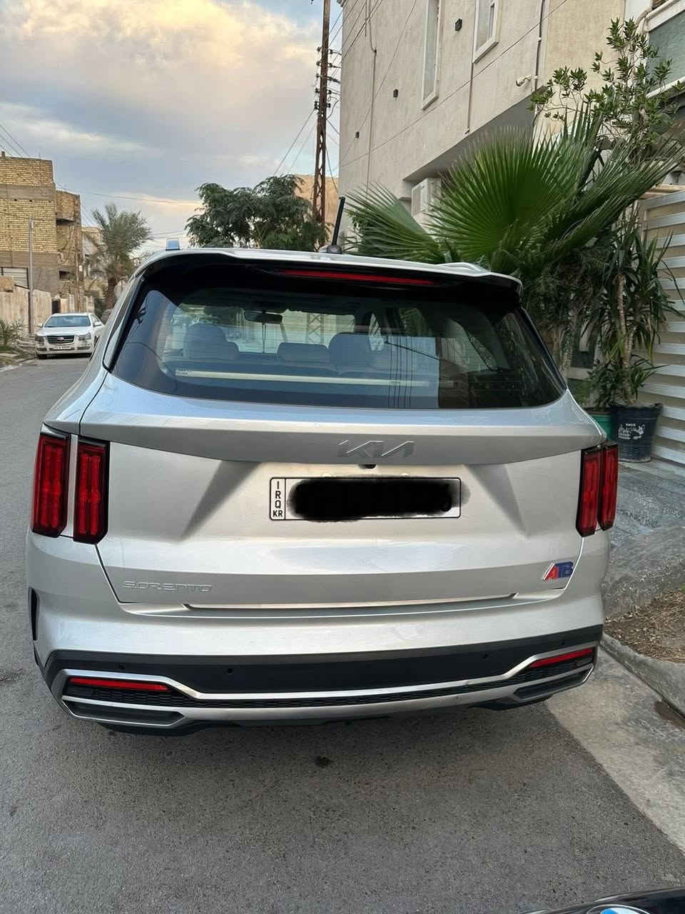 السلام عليكم
سورنتو خليجية ٢٣ مكفوله فول مواصفات ٤ سلندر ماشيه ٥٣  سعر ٢٥٠ الحيب يتصل *********** بغداد البلديات الضباط
