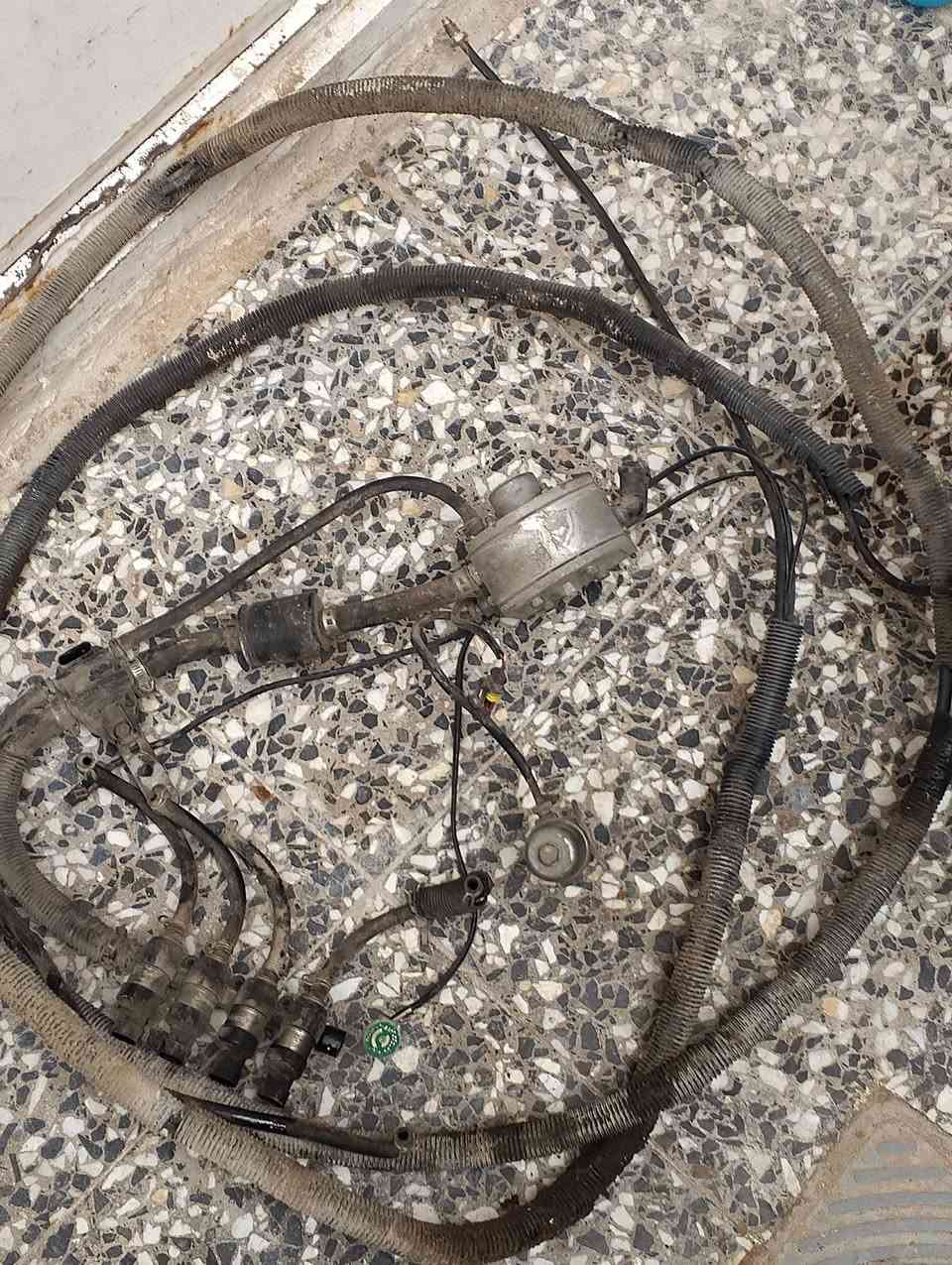 السلام عليكم شباب منظومه غاز اللبيع الامين الثاني مابيه نقص 200 الف اربع سلندر رقم هاتف ،***********
