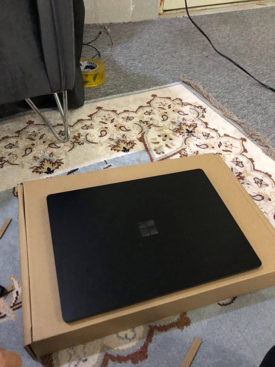 بيع فقط
السلام عليكم 

حجم 13.5

شاشة 2K IPS لمس QHD

Core i7 1185G7 G7 جيل 11 

Ram 16GB DDR4 4333mhz

HARD 256 SSD قابل للتطوير 

كرت شاشة انتل Iris xe 8gb g7

بطارية يدوم لحد 6-8 ساعةt

مصنوع من الومينيوم و جلد الكانترا الايطالي 

كاميرا 720 HD كلش واضح 

نسخه business edition رجال الاعمال 

Face ID فتح بل وجه نفس آيفون 

مستخدم قليل جدا 

650 الف  لمس  

بيع فقط! 

مع شاحنه بلاديه100%


**إذا كنت صاحب هذا الإعلان وتريد حذفه لأي سبب، رجاءا أرسل رسالة إلى الدعم الفني**