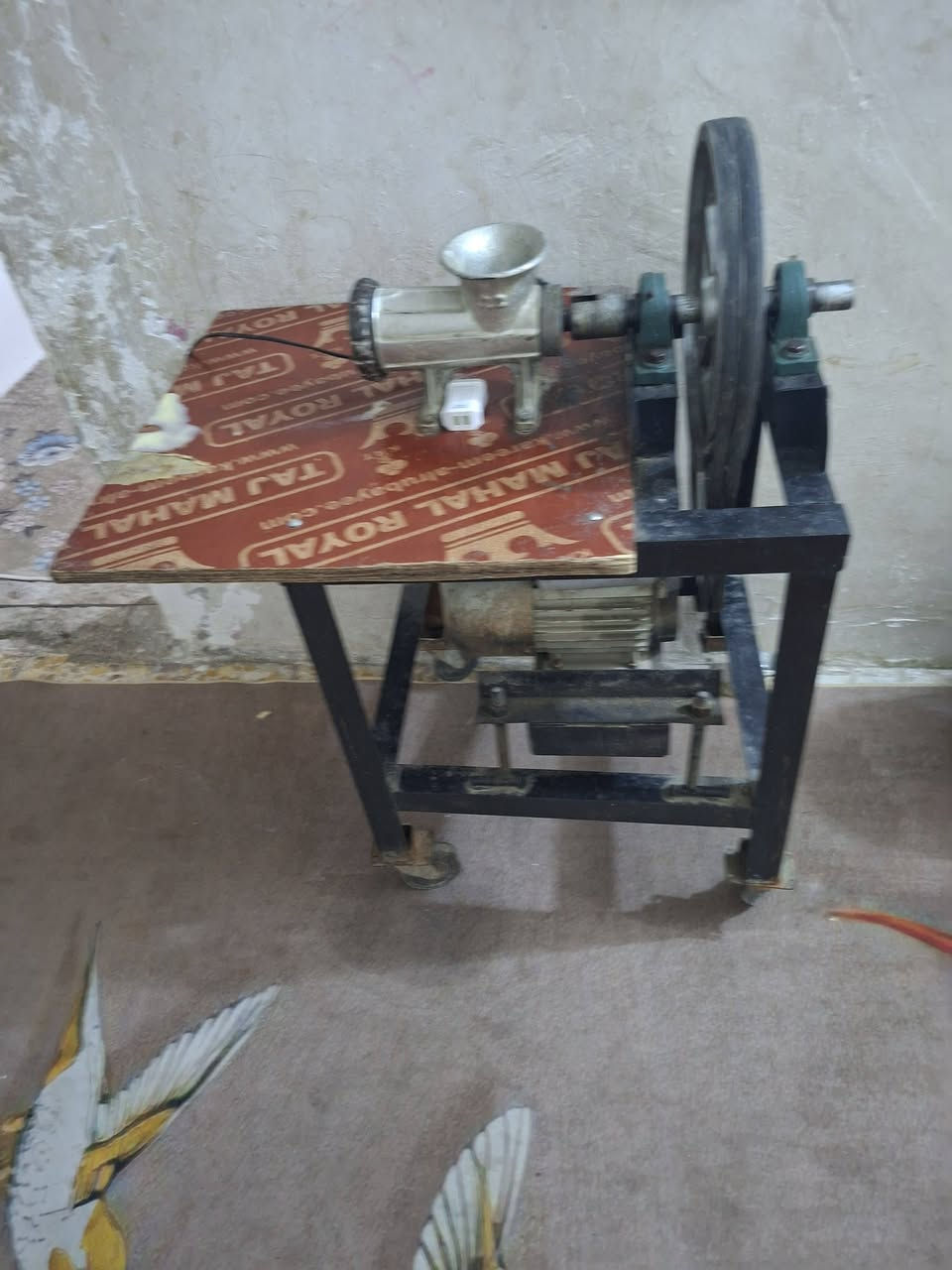 مكينه ثرم حجم(22) للبيع الاتصال*********** او الخاص متوفر
