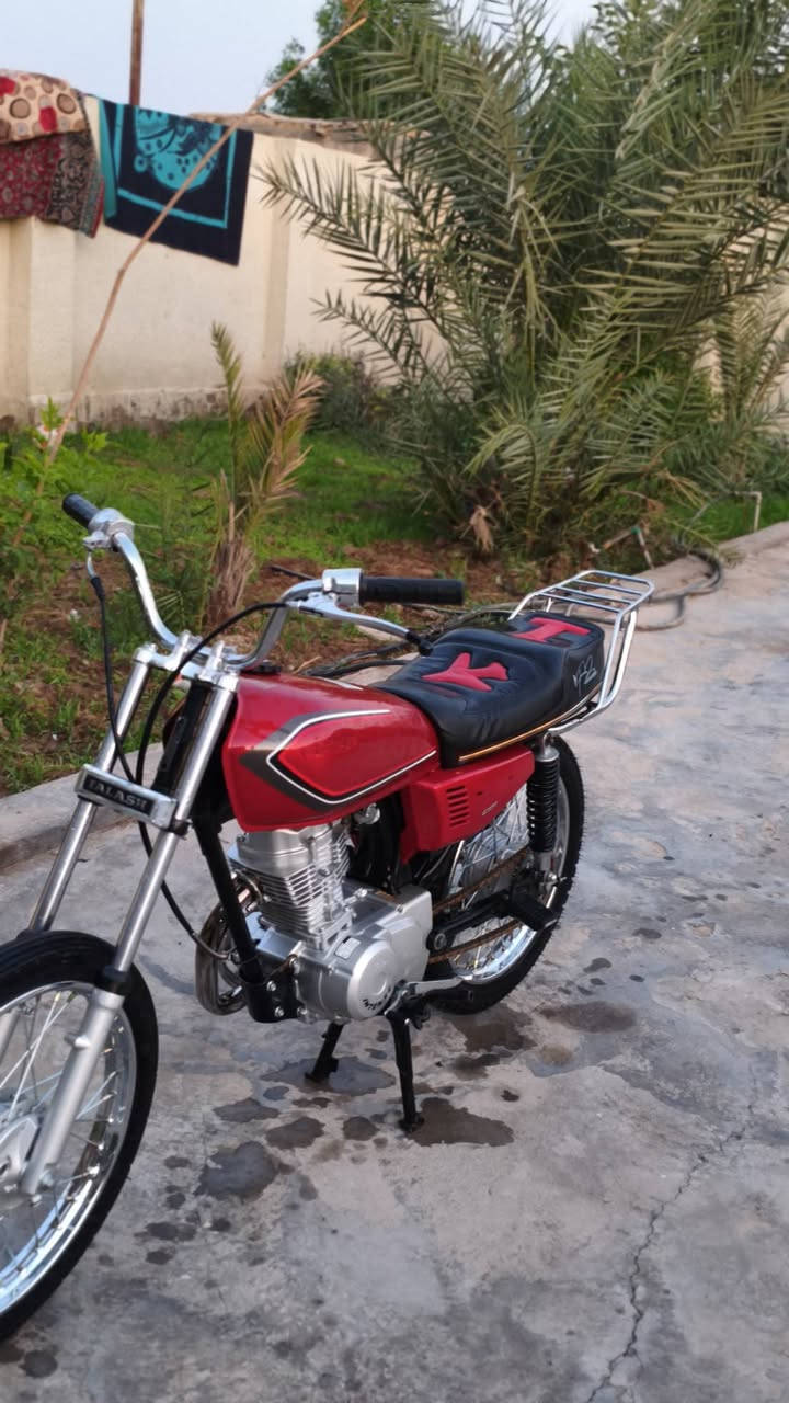 سلام عليكم دراجه للبيع ام تنس اوراق سكنر مكفوله ***********3
