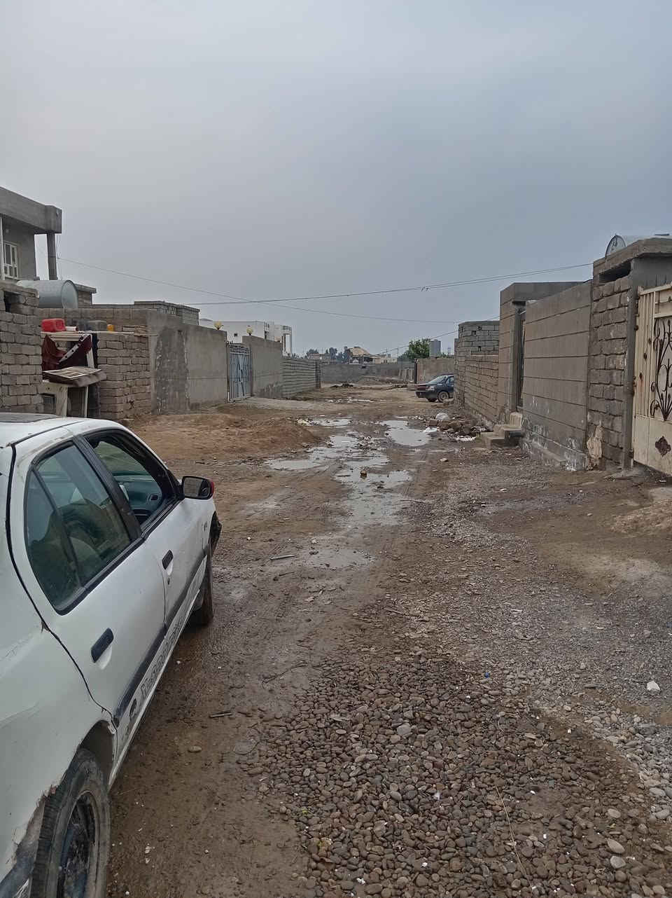 ارض لبيع المساحه ميه وثنين وتسعين  
متر   بيها تكعيبه   والشارع  عرض تسعه متر قرب من الاستثمار  والمشروع العملاق  غير متواجد عل فيس هذ رقمي ***********
