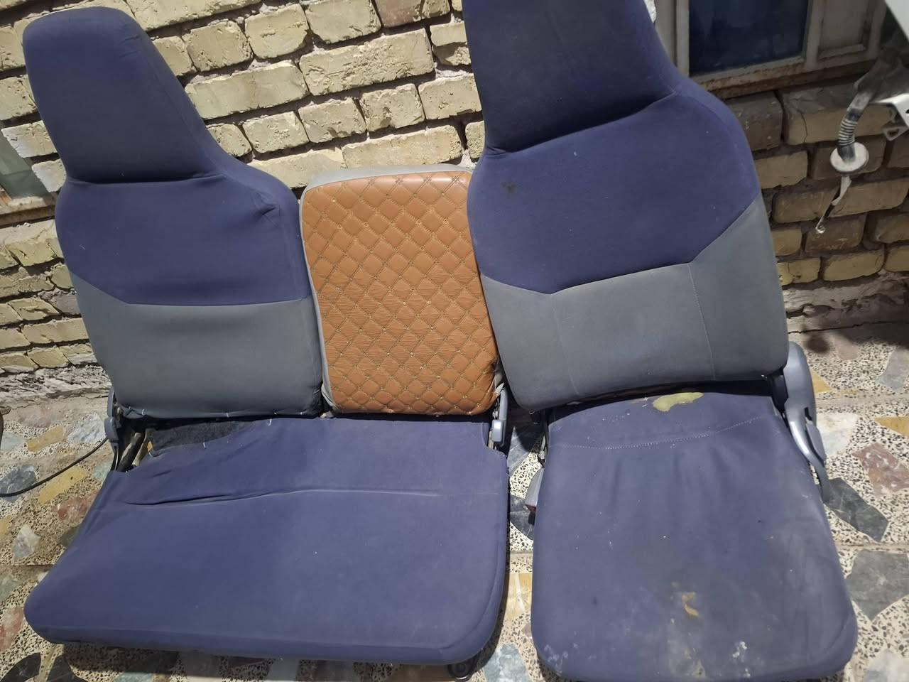 باب كنتر زيرو خليجي للبيع وكشنات كنتر سعر الباب ٥ورقات والكشنات ورقتين للإستفسار الاتصال على الرقم التالي ***********واتساب 
***********
