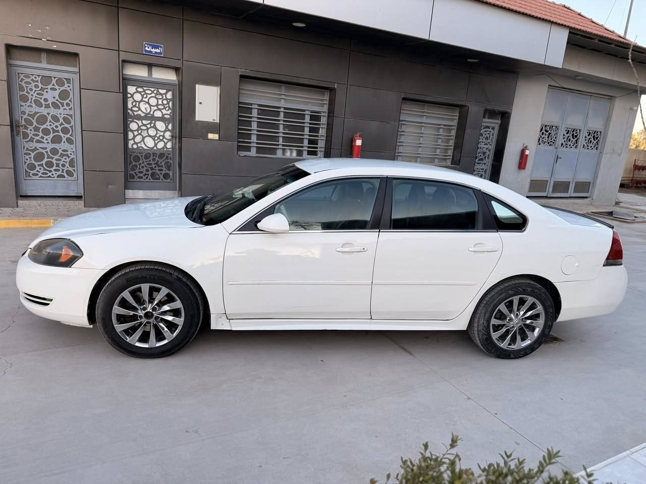 سلام عليكم
امبلا للبيع 

موديل 2009 

مكينه 3500

تدفئه تبريد شغال 

كير مكينه خير من الله 

مصبوغه عام 

السياره جاهزه مناقصها شي 

مكان ديالى 

واتساب ***********

اتصال ***********

سعرها 85 وبيها مجال
