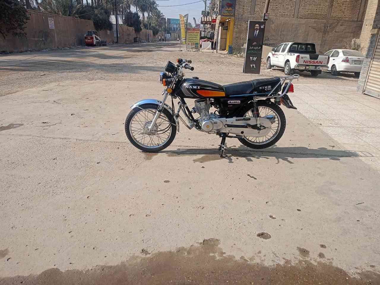 سلام عليكم ورحمة الله وبركاتة  
دراجه يراني نامه 4كير  للبيع موديل 25 دراجه خير من الله صافي  شوفت عينك  سعر 550
وبيهه مجال
 اتصل *********** 
مكاني  بغداد  كاضميه
