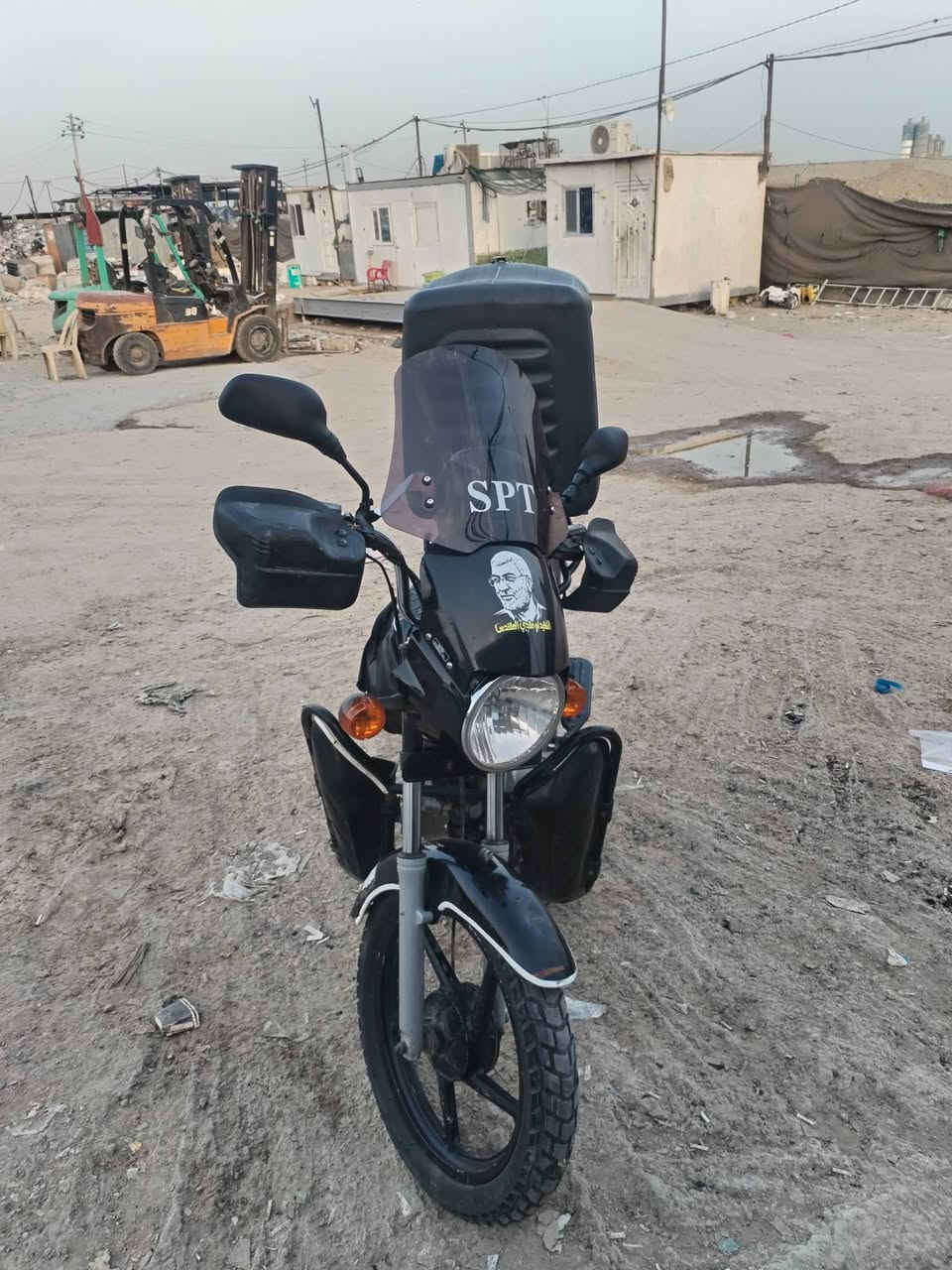 بوكسر كلاسك موديل 2023 مرقمه وكامله رقمها نكليزي الدراجه كفاله عامه برقي ممفتوح منها ولمكينه بحالت الوكاله ماشيه 42الف الدراجه تاخذها كبل للشغل سعرها مليونين 300 وبيها مجال مستعجل على بيعتها 

رقمي ***********
