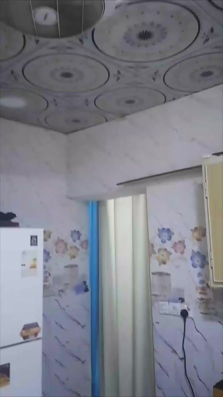 سلام عليكم بيت 120متر بناه غرفه وصاله وستقبال ومطبخ ينباع هوه وثاثه بنا بلوك عكاده في منطقت سهيليه قريب جسر المام علي سعره 35//  ***********
