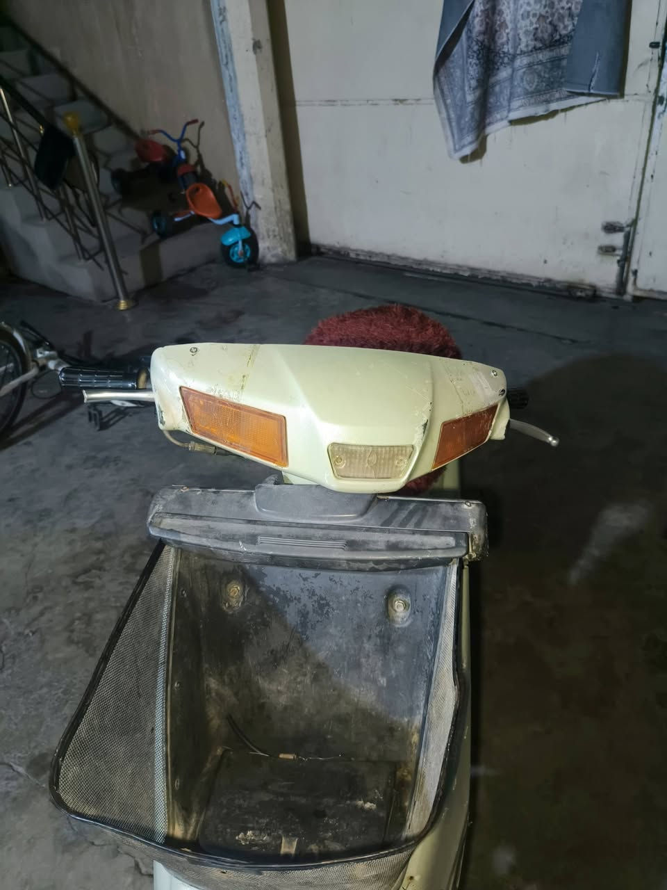 ماطور ياماها للبيع شرط كل عيب مابيه ب كل وقت من اول هندر يشتغل كابريتر بلادي تاير جديد كهربايات شرط كلها تشتغل لايت زينون كهربايات كامل شغال كل عيب مابيه ماطور حيل سريع الاشارات لايت هورن بك لايت كامل تشتغل ماطور كفرات بلادي شاصي لحيم مابي شرط اول هندر يشتغل سعر 180 و بي مجال رقم ***********
