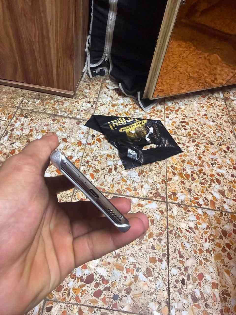 سلام عليكم تلفون تكنو كومون 40 برو الجهاز نضيف حيل مستخدم شهر نضيف مع كامل ملحقاته بس بي شخط زغير بشاشه مامبين الجهاز ٣٥٠ بي مجال بسيط ***********
