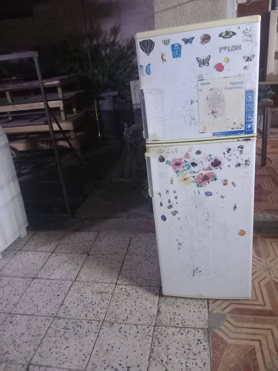 جربايه ٢٥
براد وغساله وكنفيره الوحده ب٦٠
ثلاجه ٩٠ 
جوكر حديد ٨٠ 
مكان ابو غريب


**إذا كنت صاحب هذا الإعلان وتريد حذفه لأي سبب، رجاءا أرسل رسالة إلى الدعم الفني**