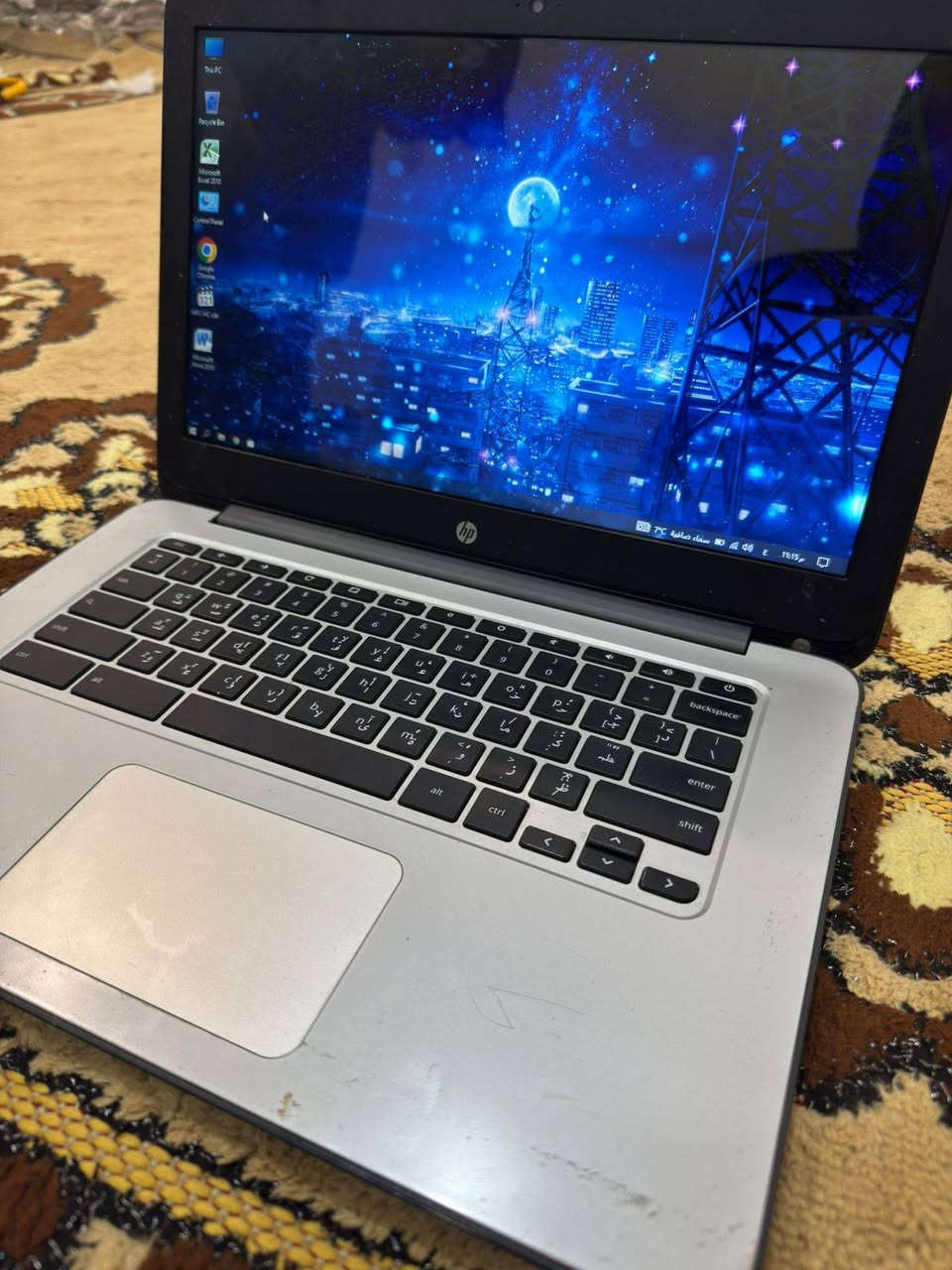 سلام عليكم..
حاسبه(Hp) الحاسبه كلشي ما بيه شغاله ونضافته مثل ما تشوف بل صور مع كامل ملحقاته السعر راسني خاص وتدلل هاذه رقمي ***********
