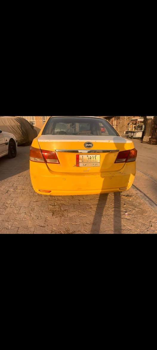 بي واي دي متروكه بس تشتغل هيئة وغرامة مصفرات وبأسمي شرط التحويل السعر ١٥
*********** 
المكان بغداد
