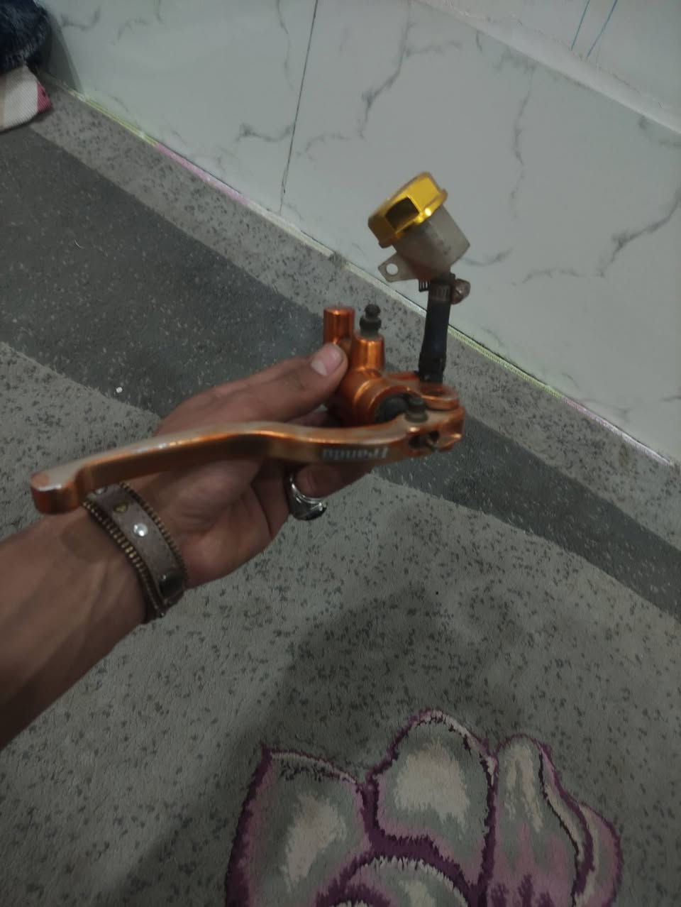 ويل نجمه رمبه كصب كرزيات
كفر نضيف ليط كامله وعمبار رياضي عل شغل


**إذا كنت صاحب هذا الإعلان وتريد حذفه لأي سبب، رجاءا أرسل رسالة إلى الدعم الفني**