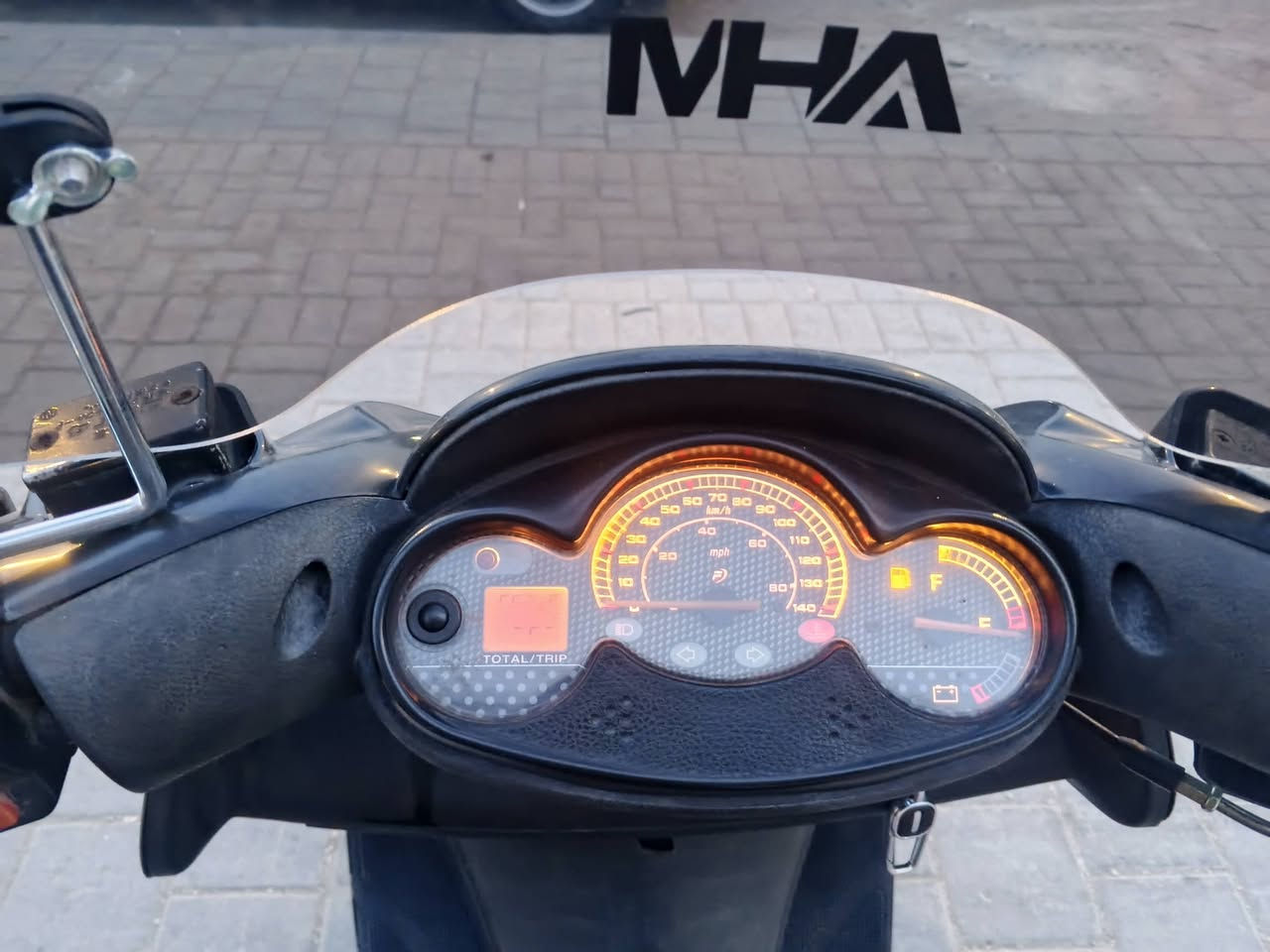 سلام عليكم من رخصت لدمن عندي دراجه فرخ تي ماكس دراجه كفاله من كفر اومكينه شلعه اومعدل كلش قويه كهربايات كله شغاله عارضهامليون وبيه مجال مكاني بغداد لعماري يام سوك ***********
