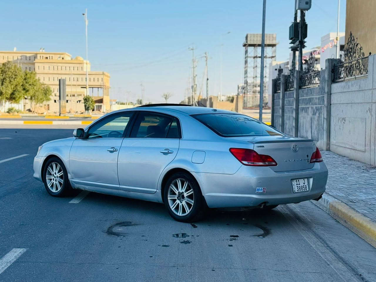 فلون 2010 خليجي لمتد 
رقم بغداد دولي بسمي هزه  وسنويه جديده 
تحويل مباشر  مكفوله  منصبق ولتبديل

فول 1/1
5 بصمات تشغيل +ابواب 

فتحة سقف اسلايت 

تبريد قطعتين 

كشنات تدفئه تبريد 

اشاره ترحيب 

5 ويل كب +تخم تاير ياباني جديد
 
حداديه جديده 100‎%‎

منضومه زنون عالي ناصي +بلوجكتر 

غرفه جديده بالكارتون كهربائيات كلهه شغاله 

سياره جديده واحلى من الصور 

مكينه كير مكفولات 

اي نقص بالسياره ماكو جاهزه للأخير  
السعر 125 وبيها مجال 

مكان السياره  كربلاء للاستفسار اتصل على هذا الرقم *********** كربلاء, العراق
