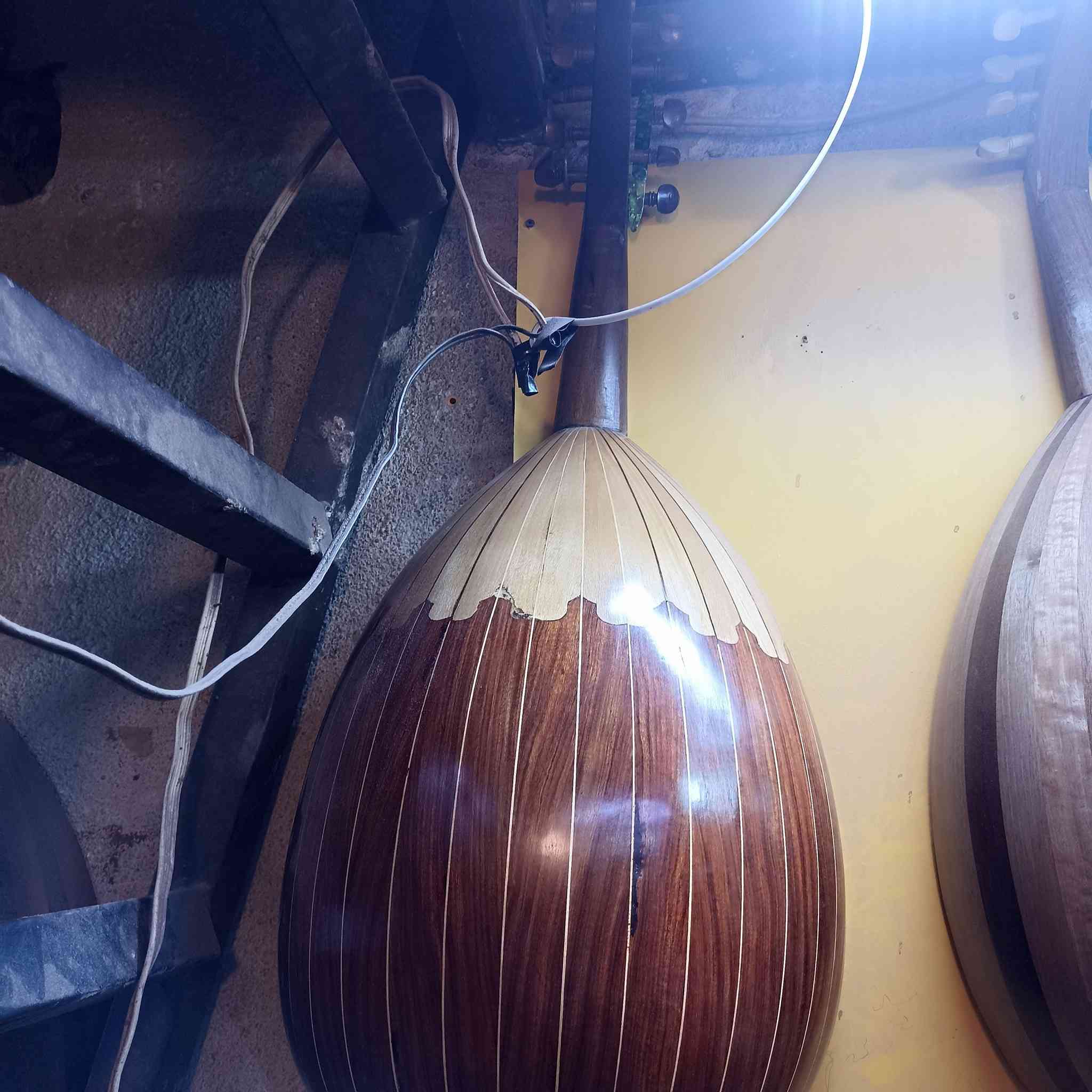 السلام عليكم (( مكلف بالنشر ))
صناعة الاسطة سمير رشيد النظافة كدامكم
رقم 📱 صاحب العود (( ***********))
مع تحياتي لكم 
باسل الجراح
