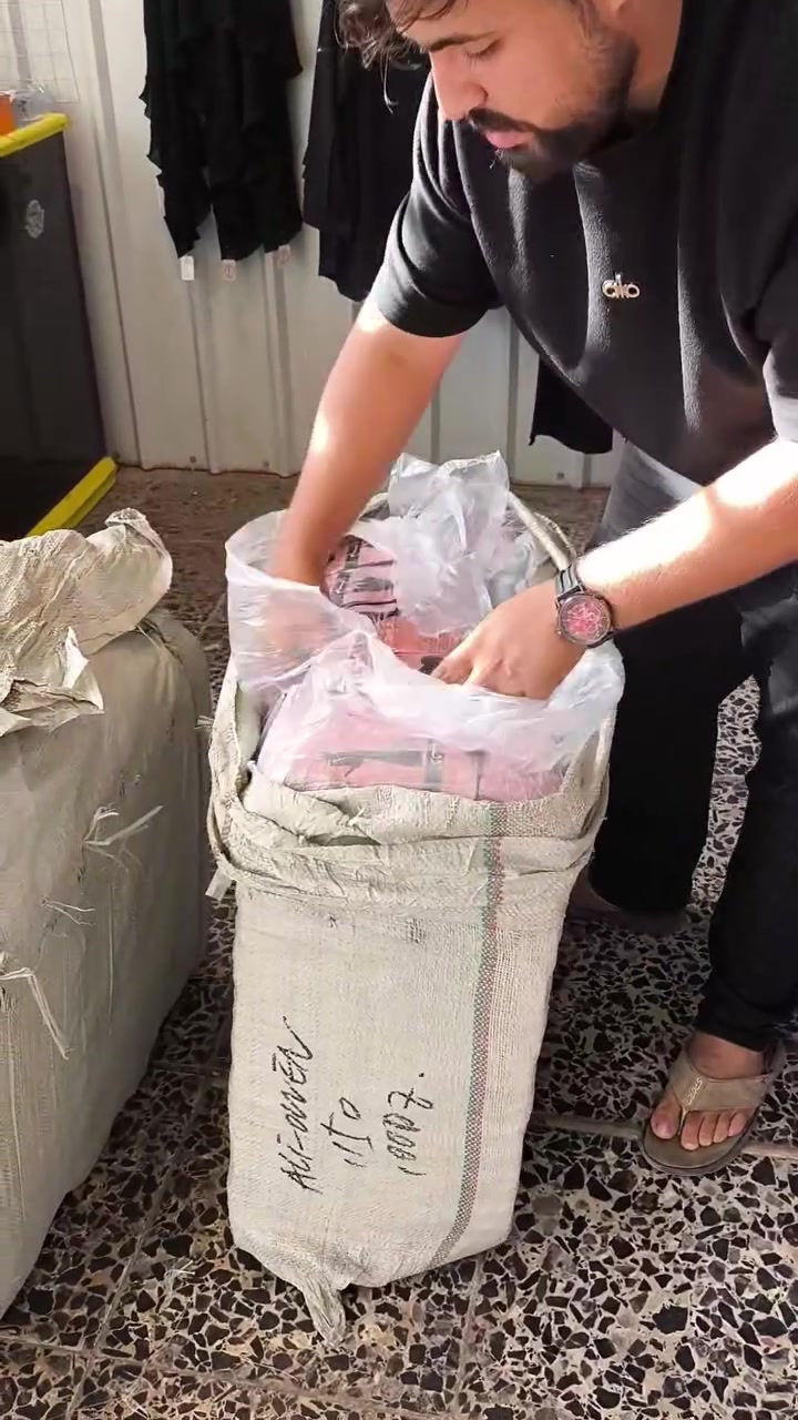 سعر الزوج بس ٢٥٠ دينار بلاش للمجالس الحسينيه


**إذا كنت صاحب هذا الإعلان وتريد حذفه لأي سبب، رجاءا أرسل رسالة إلى الدعم الفني**