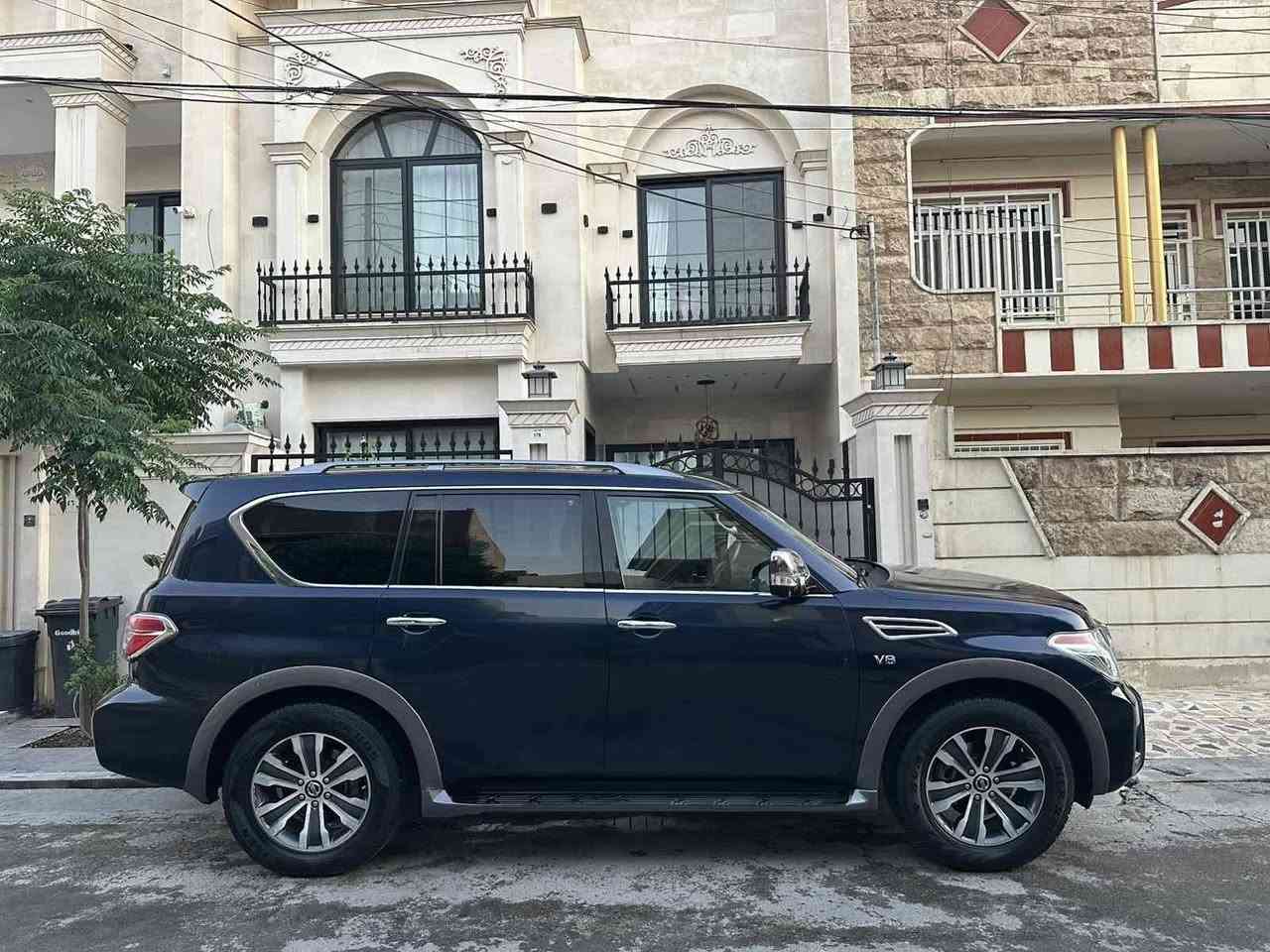 ارمادا 2020 اعلي فئة فول فول
سعر 210 بلاش
***********
***********
ربع جاملغ و ربع بونيد بدون دواخل بدون ايرباك فول فول مواصفات سياره جديد بحالة وكاله ماشية 91 الف گيان ومحرك كفالة برغي مملعوب بيهه سلايت و بصمة و شغال عند بعد و كشنات جلد و كهرباء و تدفئة و جميع مقاعد كهربائي و مفصوله منامية و 7 راكب و جميع مقاعد بيهه تبريد خاص شاشه كبير مواصفات vip  محرك 8 بيهه موافقة مرور لتضليل صندوق كهرباء سنوية و رقم و هزة كلهن جديد 5 كاميرا 360 درجة و رادارات امامي و جانبي و خلفي كشن ميموري خزن ستيرن كهرباء تسعد و تنزل مراية اوتو و شفط و رادار و تسعد تنزل اوتو بعد بيهه هوايه مواصفات ماذكرتها مكانها اربيل 
مامتواجد عالنيت التواصل عالارقام موجودة اتصال + واتس اب
