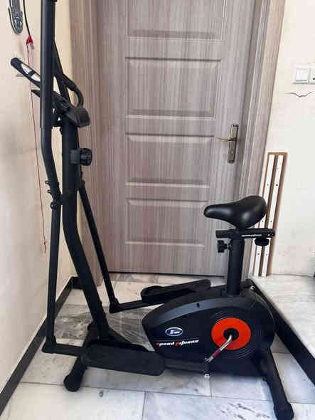 سلام عليكم 
للبيع جهاز رياضة (أوبتكل + بايسكل) بنفس الوقت، استخدام أقل من ساعة فقط
السعر160 ألف ويه مجال بسيط.
العنوان: بغداد – شارع فلسطين
الهاتف: ***********
