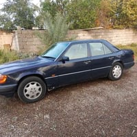 مرسيدس دب • ١٩٩٠ • مكينه بلاديه