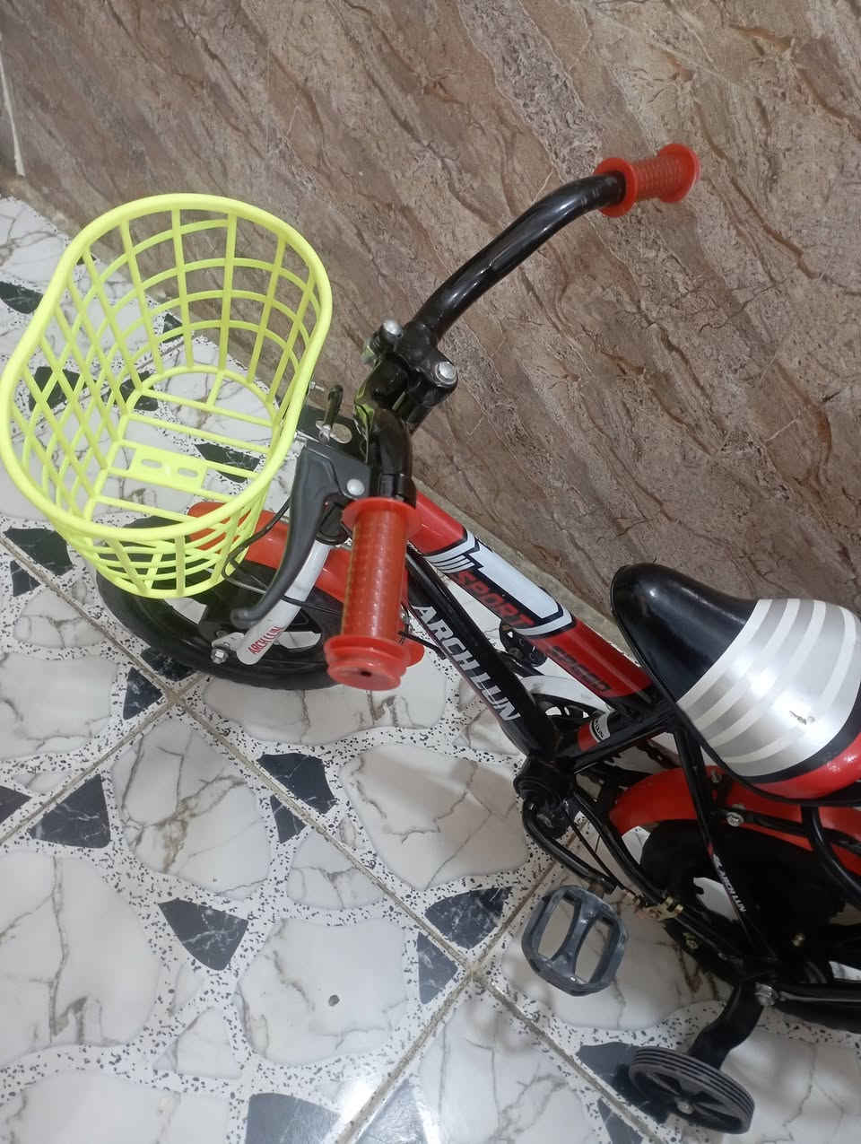 بايسكل اطفال نضيف جدا حجم ١٢كامل للبيع السعر ٤٠وبي مجال مكان نجف


**إذا كنت صاحب هذا الإعلان وتريد حذفه لأي سبب، رجاءا أرسل رسالة إلى الدعم الفني**