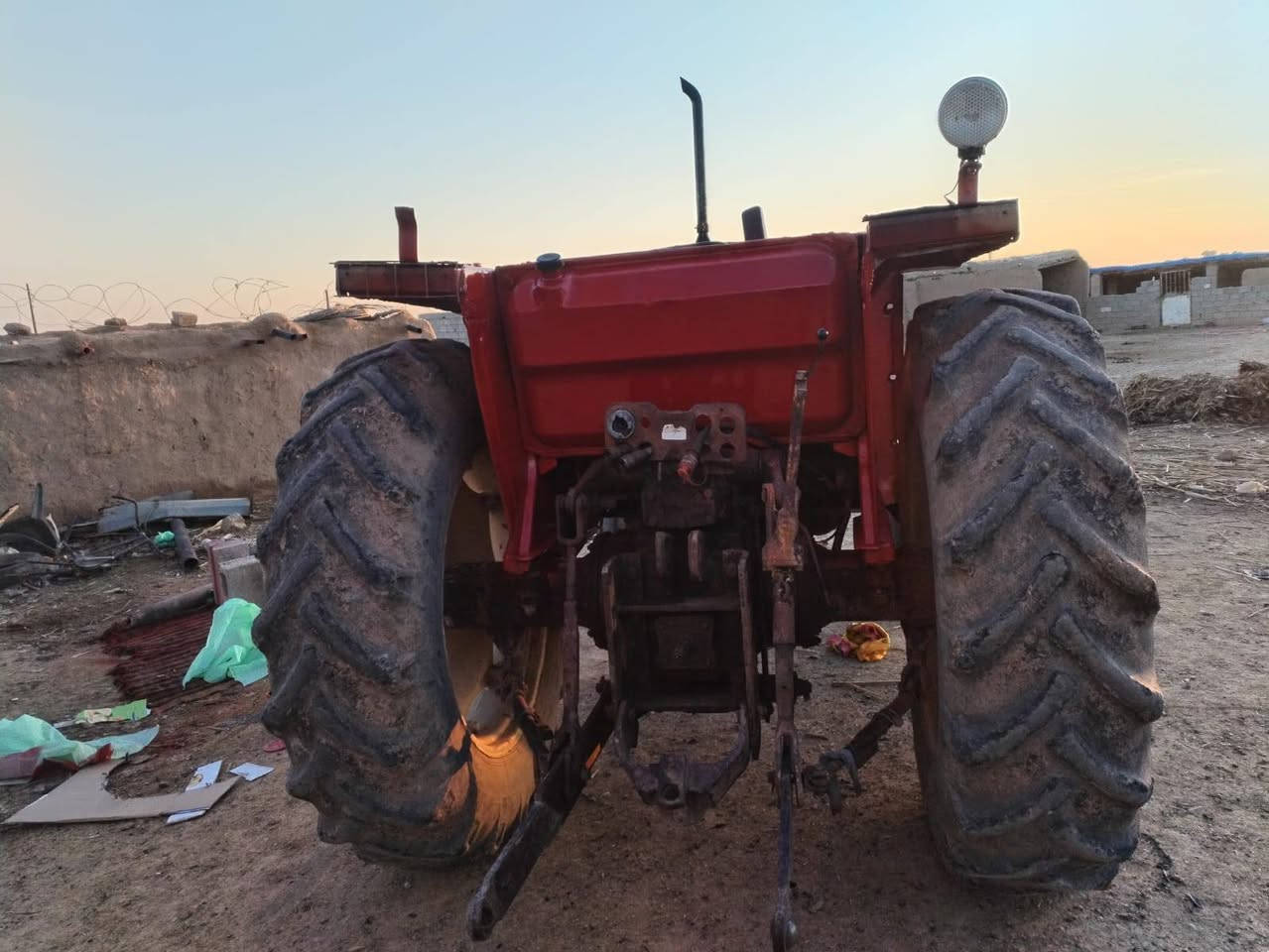 سلام عليكم تنكتر للبيع فيات مكفوال من كير اكسل محرك *********** مكلف بل نشر الخاص مقلق
