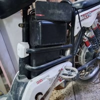 دراجه شحن للبيع اربع بطاريات شغاله  بس نقصه كهرباء تشغل الكلوبات  سعره...