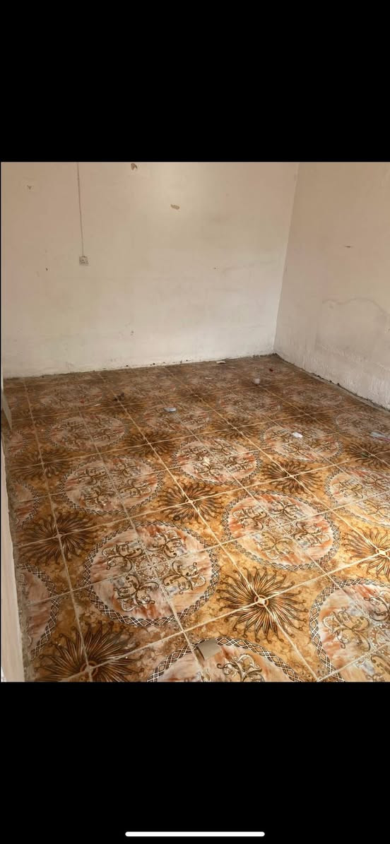 🛑مشتمل للايجار 
مساحه100متر
طابقين غرفه نوم وكلدور واستقبال ومطبخ ومجمع صحيات 
حي الحسين 
للاتصال 
***********
مراجعة مكتب عقارات سجاد سامي حي الحسين قرب حلويات لبنان

