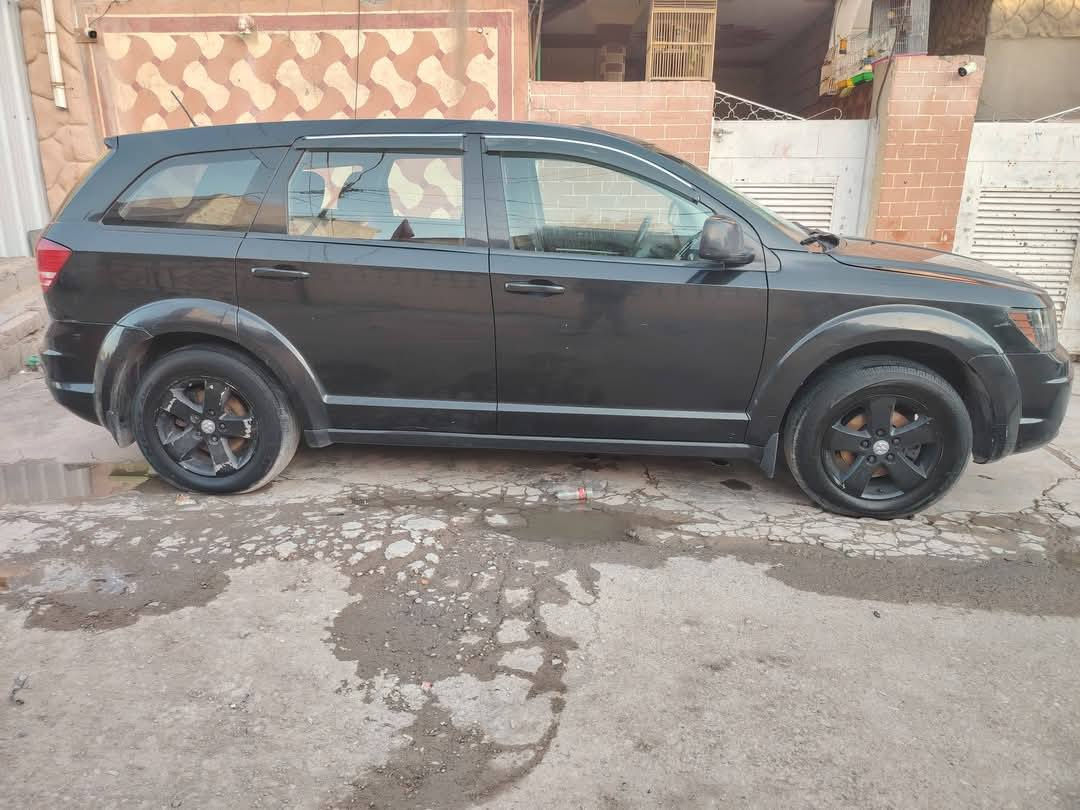 بسم الله تبارك الرحمان 
اخوان اقره التفصيل وخابر واني خادم
دوج جورني موديل 2009رقم اربيل دولي سنويه جديد بسمنه نفس الوقت تحويل وكاله حاضر 
مكينه 6V 3500بشرط مابي صرف بانزين   
كهرباء كله شغال ايبس شغال قفل مركزي 
حداده كله جديد دخله كل بلاد بدون ضرر ولا صبغ بس جاملوغ امامي بي شويه صبغ  وذ مراوس بسياره ناصيه اروس ساكن كفري ديالى سعره 82وبي مجال ***********
