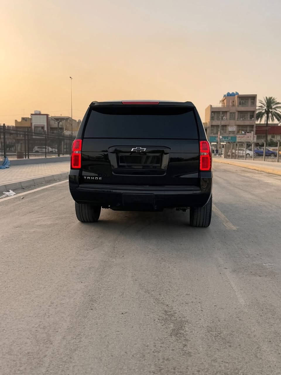 تاهو 2020 رقم بغداد مميز وارد امريكي
السياره بوليسيه ومحدثه ltz
باسمي تحويل ثاني يوم اتكفل من الكص والكلبه والچفيه

السياره بامريكا جاملغ وبنيد وهنا نصبغت حزام داير

النواقص يرادلها ترتيب بچمها وشوي بالحداده

للبيع فقط مستعجل عالبيع 
السعر 260 وبيها مجال

*********** واتساب وخط
