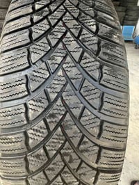 215/65/17 فتح باله اللماني  يوجد توصيل لكافه محافظات العراق  077167459...