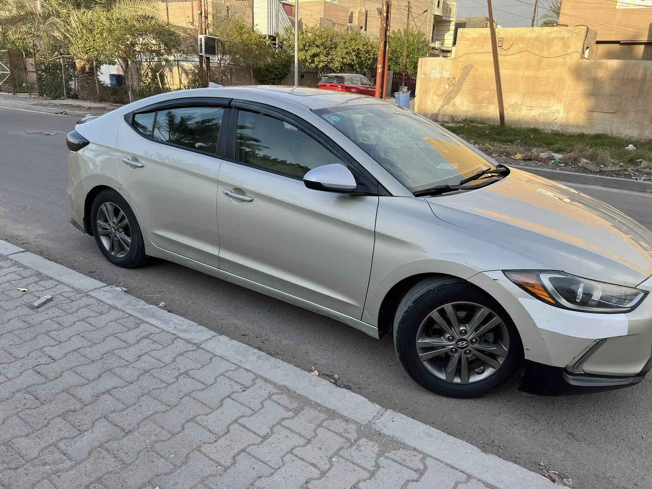 السلام عليكم النترا 2017 لون فيراني رقم أنبار تحويل ثاني يوم سنويه لل 28 فول مواصفات فتحه بصمه كشن كهربائي 3انضمه قياده وارد أمريكي حادثها بارد فقط بالصندوق وبيها بالعراق صبغ جاملغ ايسر وربع الباب بدون معجون شرط السياره على أيدي صار 5 سنوات مكينه وكير كفاله برغي مامفتوح بيهن سياره حلوه وجاهزه بمعنى الكلمه والحلو اكثر السياره عليها منضومه غاز صار 3 سنوات اني شادها يعني تفول 50 لتر ب 10 آلاف بالعافيه على الياخذها اسف على الاطاله معروضه 130 وبيها مجال مكان السياره بغداد غزاليه او عامريه *********** بي واتساب
