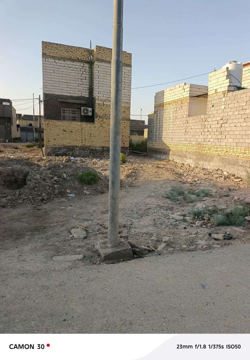 قطعه أرض المساحة 200متر طابو زراعي سند 25 الوجهة 13 ونزال 17 متوفر جميع الخدمات ماء خطين تبليط زراعي الجمعيه قرب فوزي المختار قرب شارع مقدم حسام 
الاتصال ***********
