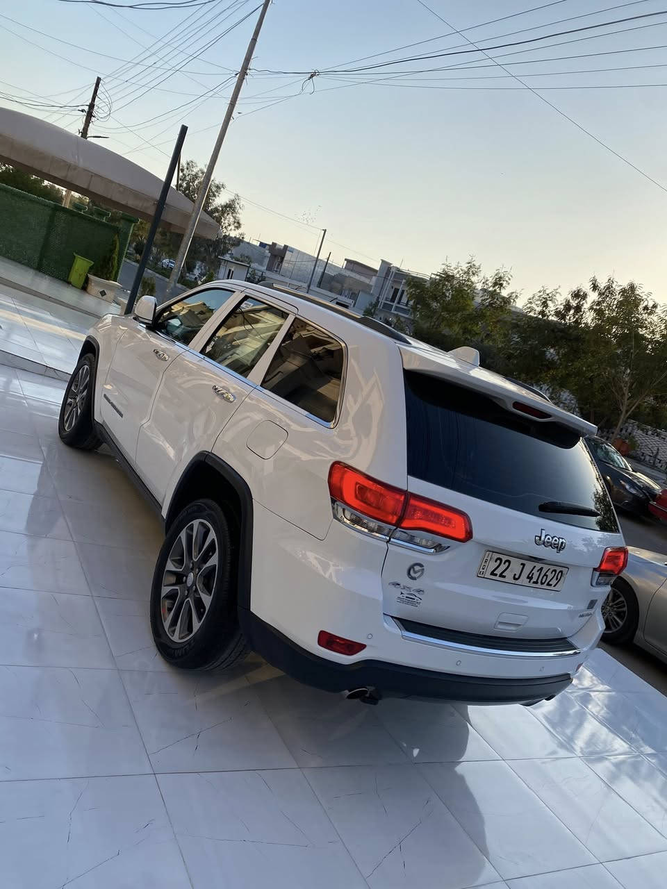 سلام عليكم 
جيب للبيع لمتدد بلاص وكالة هارلم(خليجي) سيارة موديل 2018 مواصفات سيارة فول مواصفات سيارة تجي 3 شاشات وكشنات خرن حار وبارد بانوراماسيارة تجي رادارات امامي وخلفي ومراية شفط ودمام خلفي ماشيه 85 رقم جديد سنوية وهزة جديده سيارة بيها شبر صبغ ومكانين بارد صغار سيارة حيل جديده مال بيت سعر 248 وبي مجال بسيط مكان سيارا كركوك 
رقم ***********/////***********
