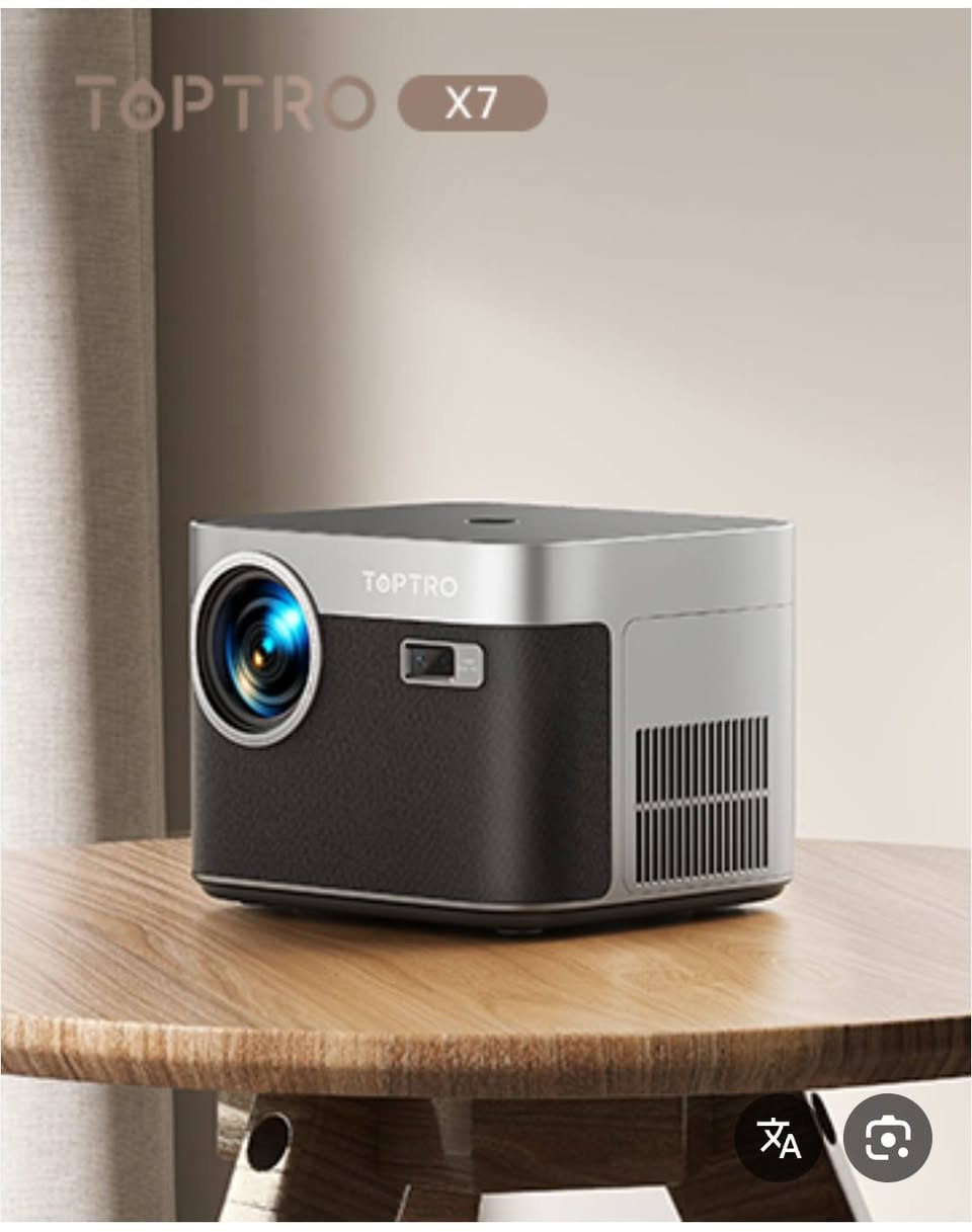 🔥جهاز العرض Toptro smart projector 🔥
داتا شو اندرويد 
 هو من احدث أجهزة العرض الذكي يعرض بدقة أصلية تبلغ Full HD (1080P)  الوان سينمائية بأعلى دقة 📽️🎥
بعد ما تحتاج تروح للسينما جبتلك السينما البيتك 🥰😍
يتميز بمواصفات محبوبة 🥰
🔴 يدعم إدخال فيديو 4K، ويتميز بوظائف التركيز التلقائي وتصحيح الانحراف التلقائي لسهولة الإعداد. (أوتو فوكس )
المواصفات الرئيسية :-
🔴يتميز جهاز العرض Toptro x7بمواصفات متقدمة تجعله مناسبًا لتجربة السينما المنزلية: 
الدقة والسطوع: 
🔴 الدقة الأصلية: 1920 × 1080 بكسل (Full HD).
🔴 دعم 4K: يقبل إشارات فيديو بدقة 4K.
🔴 السطوع: حوالي 700 لومن ANSI. و 35000 لومن
🔴 نسبة التباين: 30.000:1.
الميزات الذكية:
التركيز التلقائي (Auto Focus): يضبط وضوح الصورة تلقائيًا دون تدخل يدوي. كما يوجد فوكس الالكتروني في الرمونت للتحكم ايظا 
تصحيح الانحراف التلقائي (Auto 6D Keystone Correction): يضمن صورة مستطيلة الشكل تلقائيًا حتى عند العرض بزاوية مائلة.
الاتصال:
شبكة WiFi 6: تقنية لاسلكية فائقة السرعة وأكثر استقرارًا لتجربة بث سلسة.
بلوتوث 5.2 (ثنائي الاتجاه): يمكن توصيله بأجهزة صوت خارجية (مثل مكبرات الصوت) أو استخدامه كمكبر صوت بلوتوث مستقل.
الصوت والعرض:
مكبرات صوت مدمجة: مزود بمكبرات صوت Hi-Fi بقوة 12 واط.
حجم الشاشة: يمكنه عرض صورة بحجم يتراوح من 40 إلى 300 بوصة.
وظيفة التكبير/التصغير: إمكانية تقليل حجم الصورة من 100% إلى 50% دون تحريك الجهاز.
التصميم والمنافذ:
محرك بصري محكم الغلق: تصميم لمنع دخول الغبار وتقليل البقع السوداء على الشاشة.
المنافذ: يشمل منفذي HDMI، ومنفذي USB، ومنفذ AV، ومنفذ صوت 3.5 ملم.
عمر المصباح: يصل عمر مصباح LED إلى 100,000 ساعة. 
السعر 160 الف 
للحجز والاستفسار مراسلة الصفحة 
توصيل بغداد ومحافظات 5 الف 
***********
#داتاشو_عارض_سينمائي
#تعليم#مدارس
