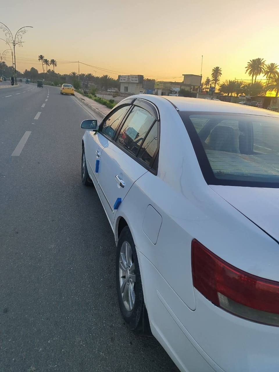 السلام عليكم 
سوناتا 2009 خليجي 
2400 دوش جديد مبدلة 
تبريد ثلج منظومة جديدة 
حدادية جديدة قبل يومين مبدلها كلها قبل يومين 
داينمو وعمبار وتخم رولات وقايش جدد 
السيارة مابيهة نقص برغي مال جناي 
رقم اربيل دولي سنوية 2031 بااسمي تحويل او وكالة
حادثها مبين بالسونار مرفق بالصور 
سعرها 96 وبيها مجال بسيط 
كربلاء حي العباس 
***********
