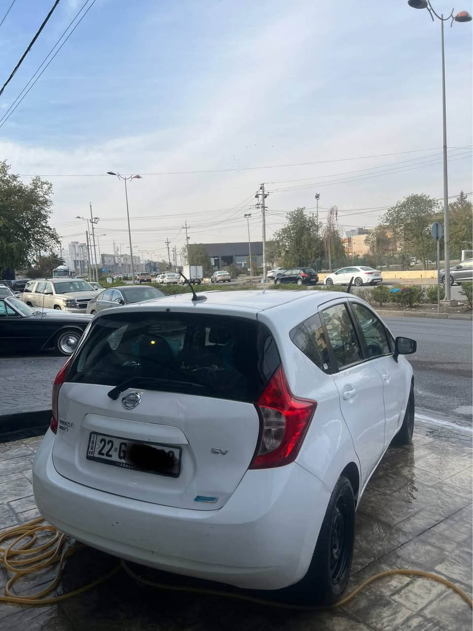 نيسان ڤيرسا نوت ٢٠١٦ موصفاتت SVصبع ٣ قطع  صوره حادث موجود بدون دواخل  ٢ تعديل  محرك گير صدر كهرباي كل بشرط سعر    سنوي رقم كل جديد سعر ٩٥$ مكان اربيل*********** أربيل, العراق
