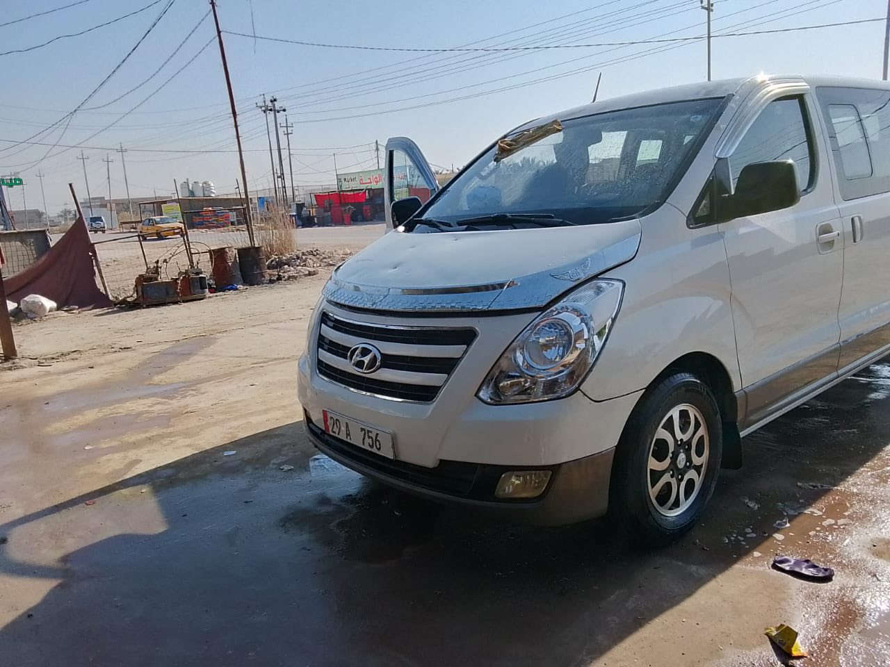 سلام عليكم للبيع ستاركس موديل 2011فول موصفات سبع اللون  تخم تاير جديد حداديه 100/100 مكينه وكير إستوني شادهن اكسن جديد تبريد ثلج دوشمه جديده رقم واصط أنكليزي بسمي سنويه لل30  للستفسار الاتصال على الرقم *********** 
أو*********** مكاني ديوانية
