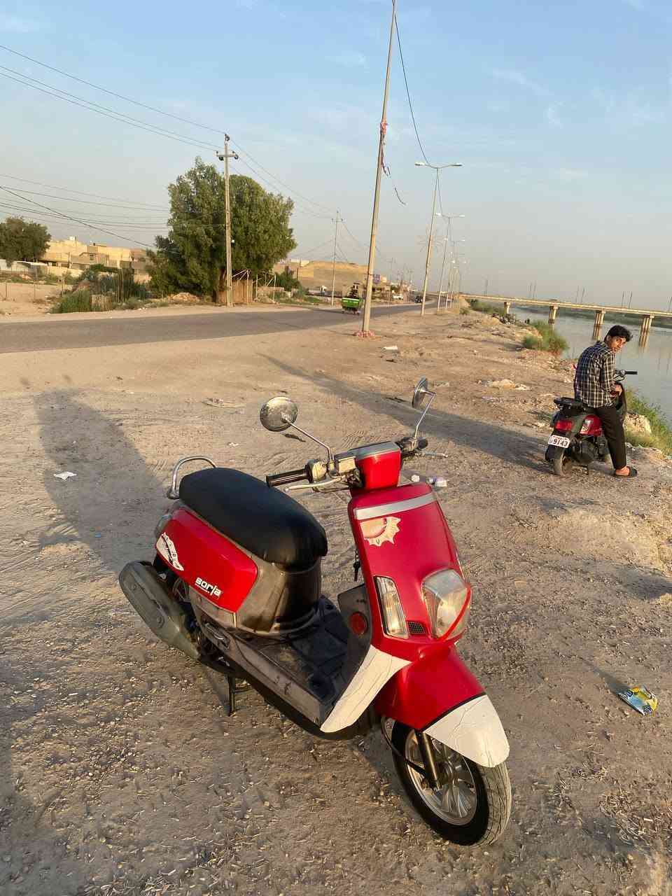 بسبب الوعود الكاذبه مسطره 11 الدراجه تخبل وناعمه وع ايدي 
بيها نواقص شوي مليون وبيها مجال ***********
