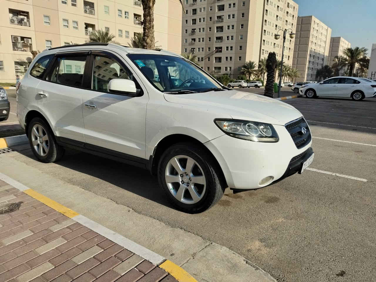 سلام عليكم للبيع سنتافي 2009 خليجي
رقم بغداد تحويل ثاني يوم
مكينه 2700  V6 دفع رباعي
سياره مكفوله من صبغ والسونار بلمنشور
تبريد ثلاث قطع سبعه راكب
شاشه و كامر خلفيه حساس خلفي 
تحكم استيرن 
كير مكينه تبريد حداديه مكفولات 
سياره جديده مكان سياره بغداد مجمع بسمايه وسعر خاص او اتصال (***********)
