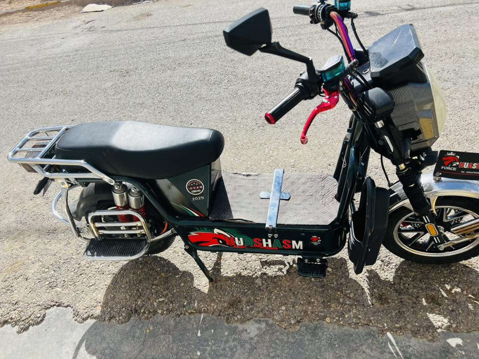 السلام عليكم دراجه شحن موديل ٢٥ بطاريات فول بس بيها ضلعه كهربائيات كلها شغاله السعر ٤٥٠قفل اشراي يتصل ويدلل ***********
