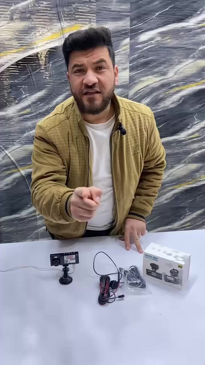 انت صاحب سيارة ودائما تصير عندك حوادث مرورية ؟
جبتلك الحل اقدملك كاميرا سيارة ثلاثية الشحن 
جودة فيديو فائقة الوضوح وتصوير امامي وخلفي ومدمج مع شاحن Typ_C 
كل هذا بيش ؟ ب35 الف مع التوصيل 🥶 !!!!!
للحجز مراسلة الصفحة 

#سيارات
#داش_كام


**إذا كنت صاحب هذا الإعلان وتريد حذفه لأي سبب، رجاءا أرسل رسالة إلى الدعم الفني**