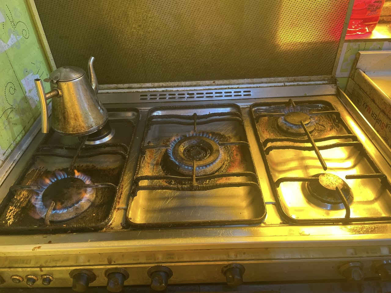 طباخ كريازي مصري شغال فرن وعيون كلهن ناره قويه وشويه حلو فقط يحتاج تنضيف سعره ١٢٥ الف فقط


**إذا كنت صاحب هذا الإعلان وتريد حذفه لأي سبب، رجاءا أرسل رسالة إلى الدعم الفني**