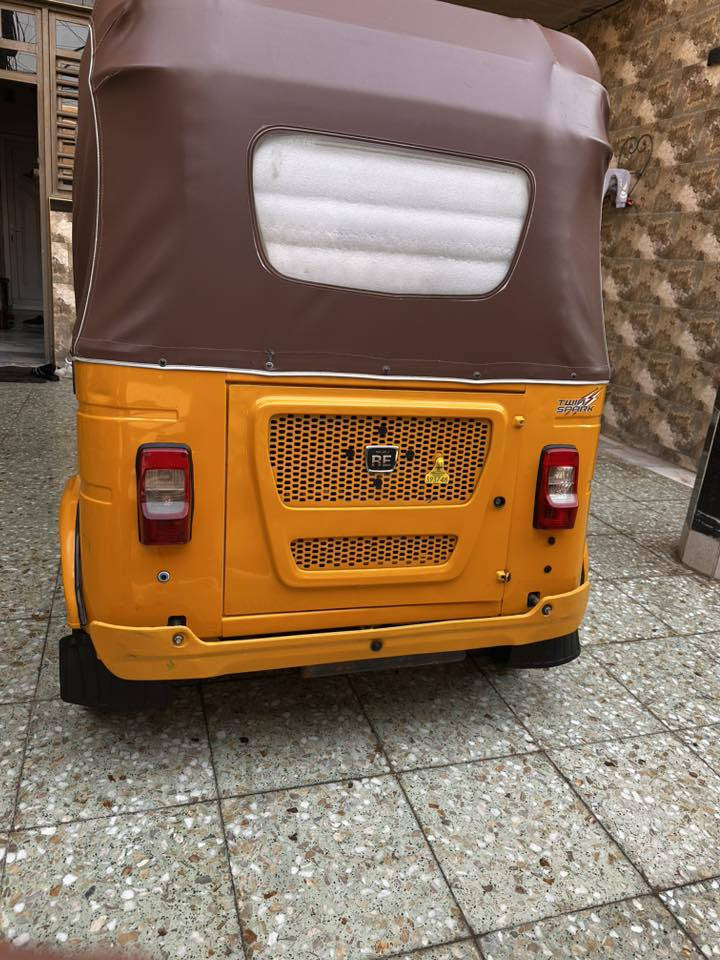 سلام عليكم تكتك لبيع 2022شهر 5تكتك كفاله من عده هاي البارد موضحه بل صوره مكينه وأكسل كفاله تكتك جاهزه بسمي السعر 9250 وبيها مجال المكان بغداد الشعب شارع صحه الرقم ***********
